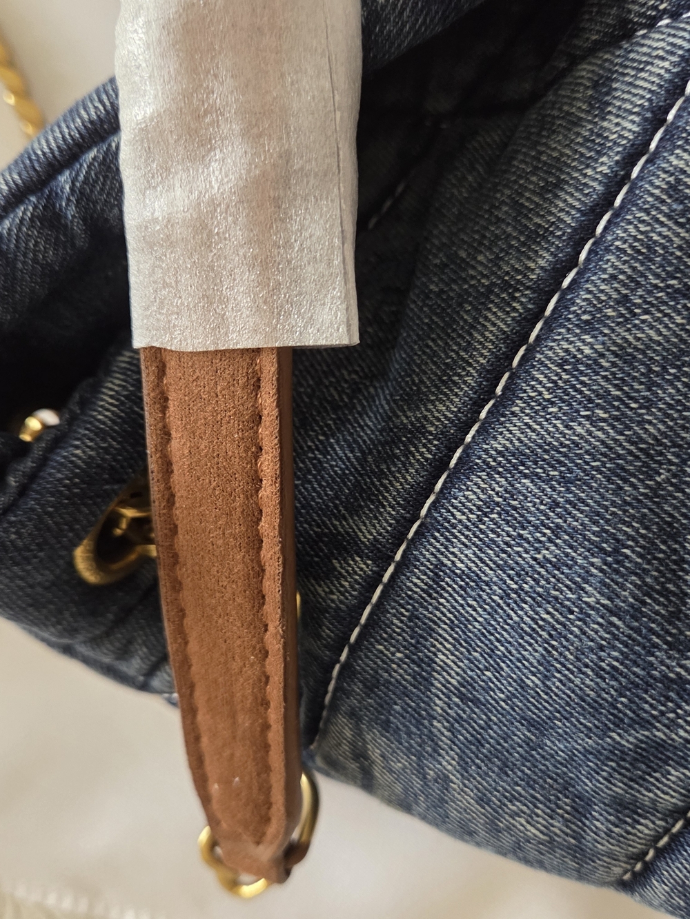 NWOT Designer Inspired  Washed Blue Denim Quilted Shoulder Bag - Picture 3 of 13